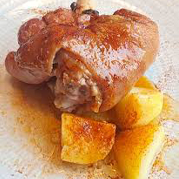 Codillo de cerdo a la gallega